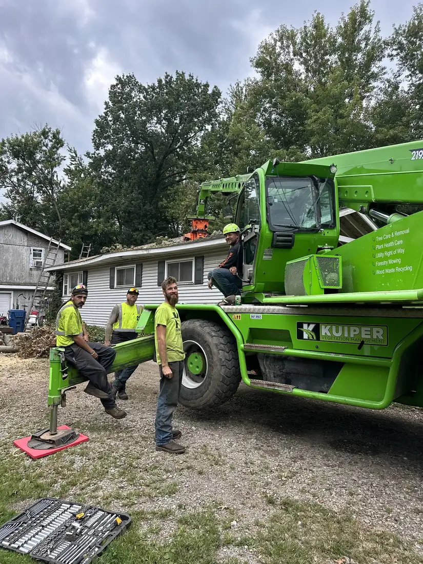 The KVM crew with the crane on a removal job